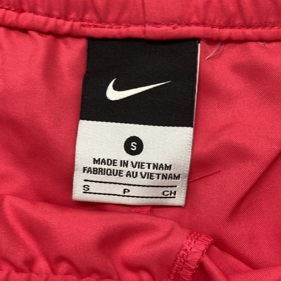 Nike coral pink athletic shorts. Size S - Picture 2 of 6